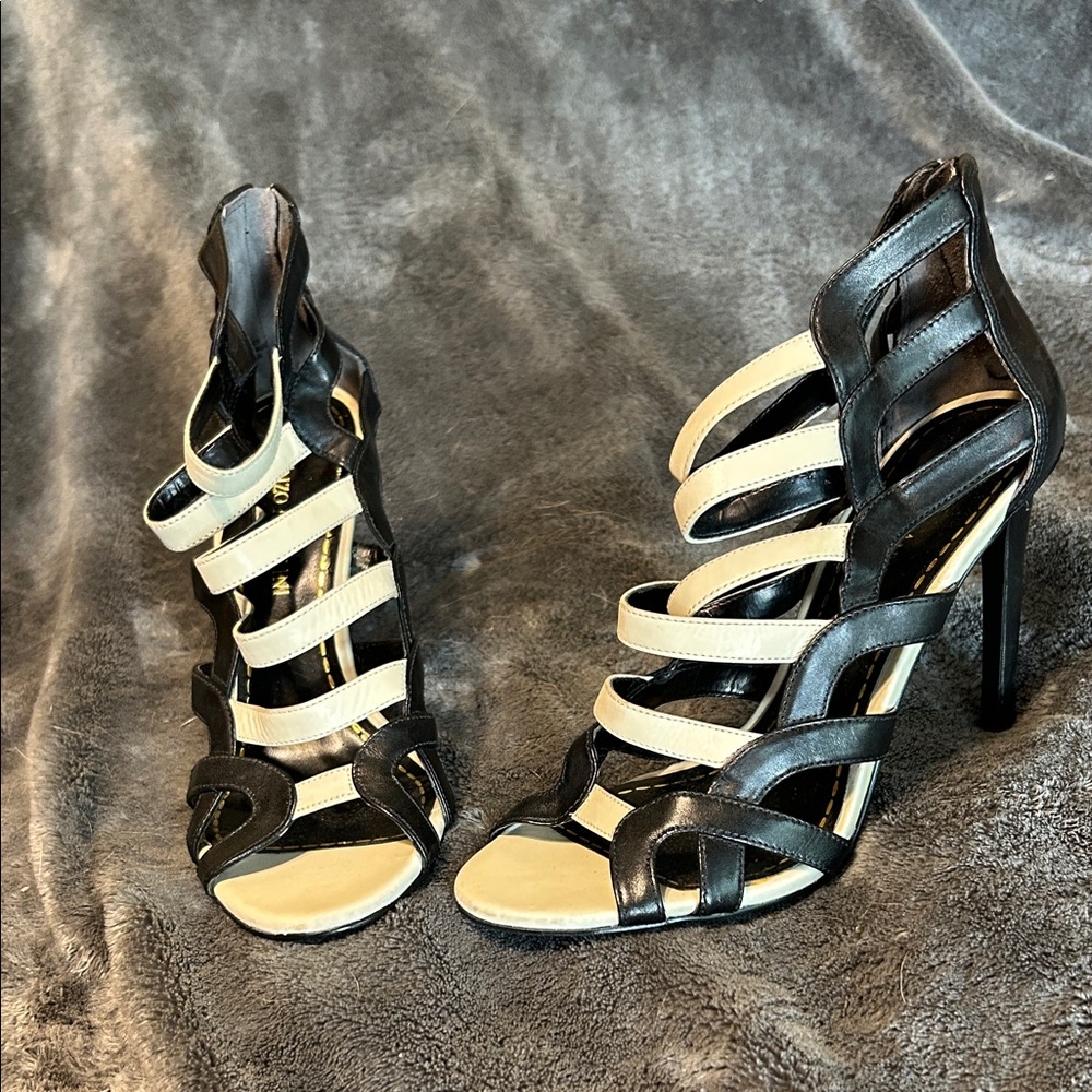 Enzo Angiolini Brien caged leather sandal size 8